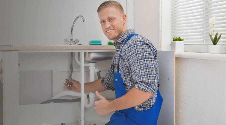 Nighttime Plumber in Fairview, MI